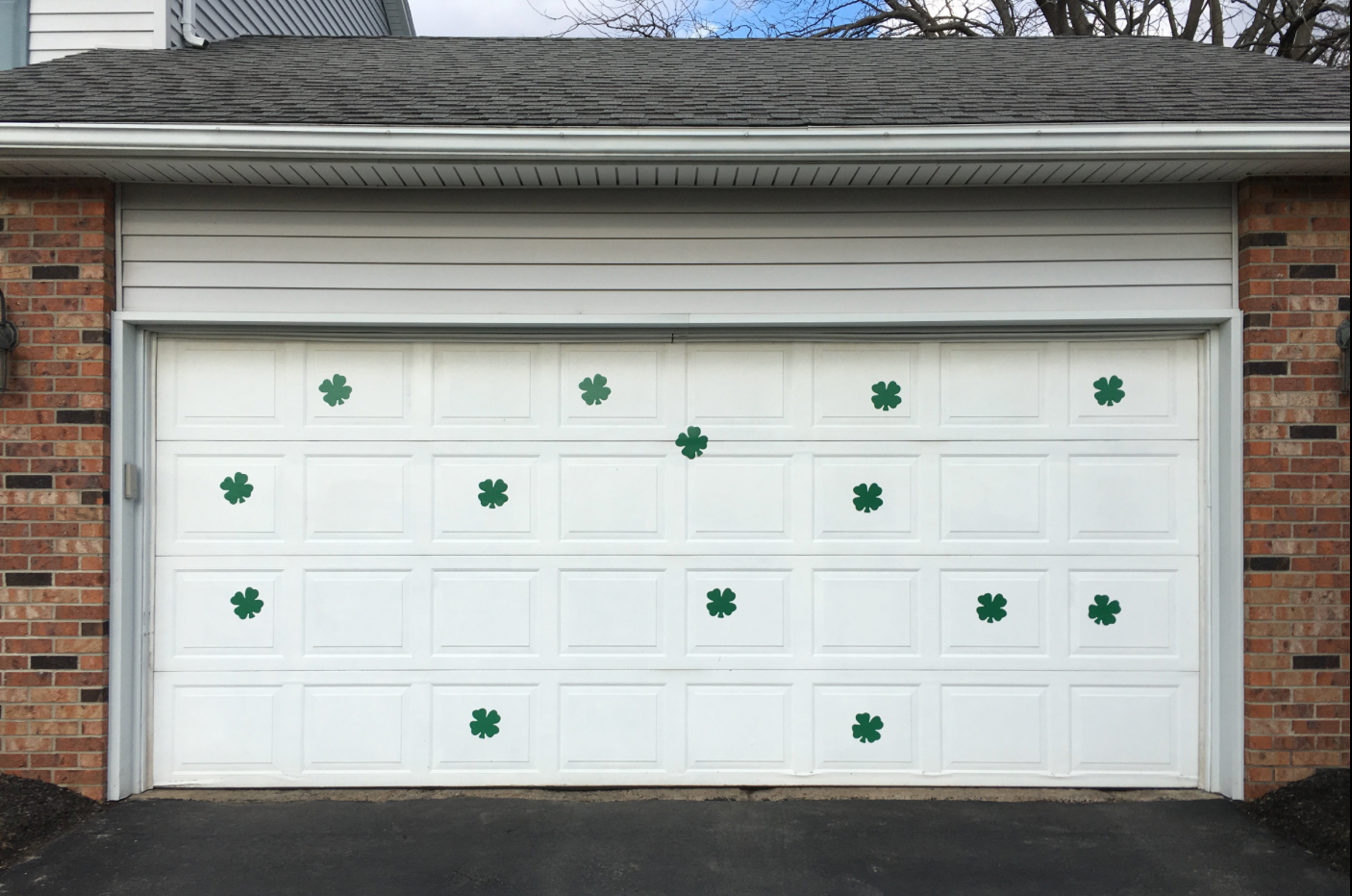 Die-Cut Magnetic - Large Assorted Four Leaf Clover-4